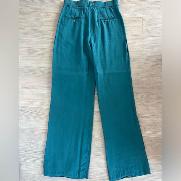Zara pants. Green. Size small. Great condition. - Picture 4 of 4